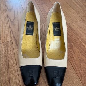 Fendi Two-Tone Beige Leather Pumps with Black Patent Cap
